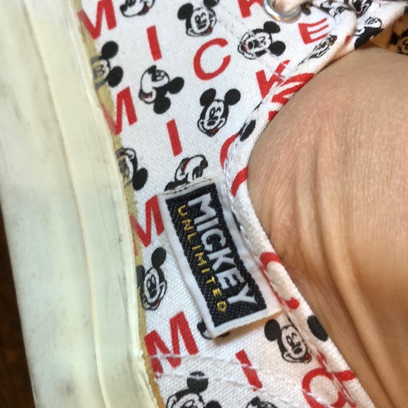 Vtg 1998 Cap toe low top Disney Mickey sneakers 👟 - Picture 5 of 6
